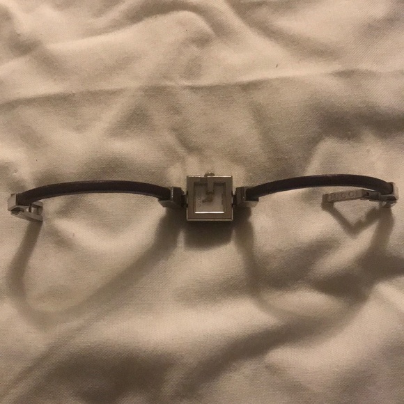 Watch - Picture 3 of 5